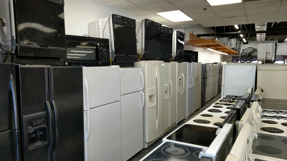 Used electronics for sale in Abu Dhabi - refrigerators, ovens, and appliances at best prices by Mardan Used Furniture Store.